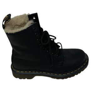 Dr. Martens Black Leather Combat Boots Cream Fur Lining Size 5